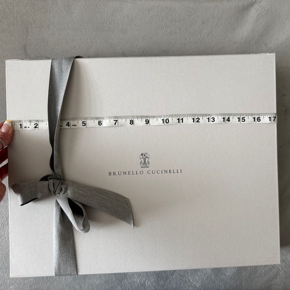 Brunello Cucinelli Gift Box with Ribbon - Picture 2 of 6